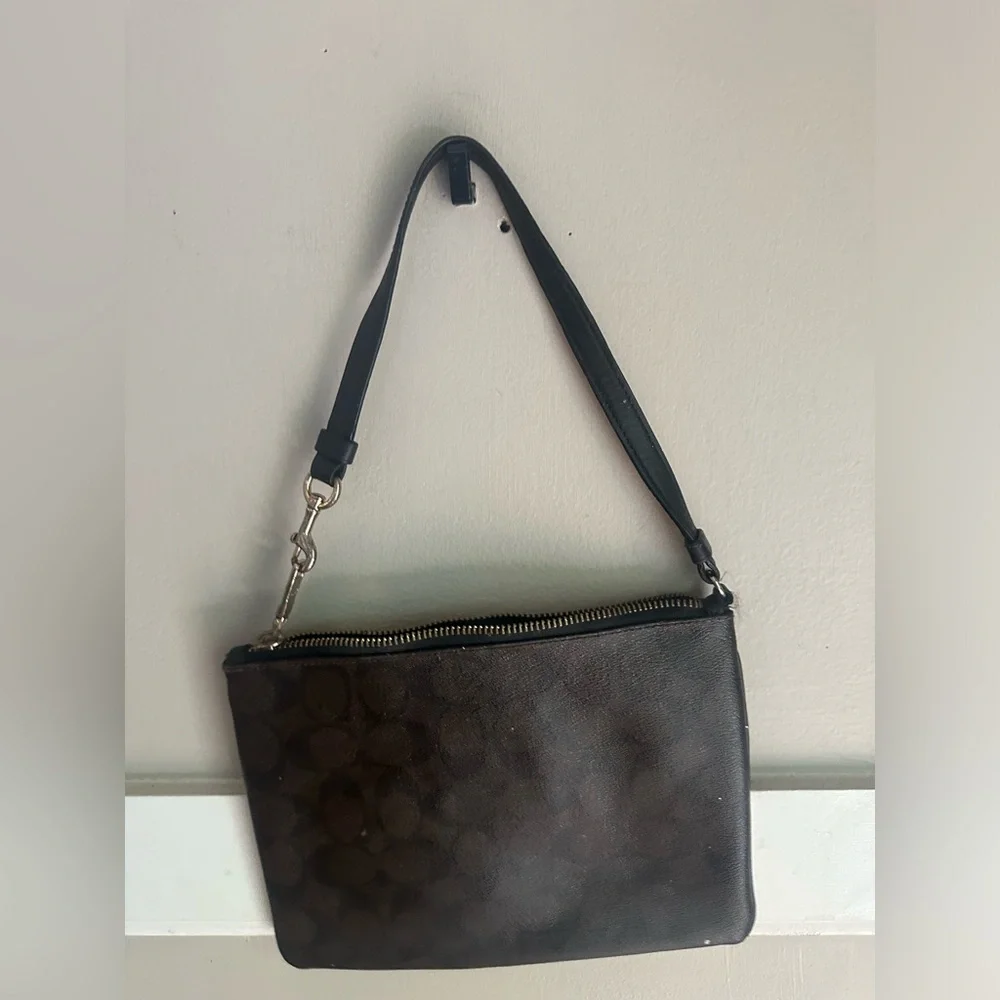Coach shoulder bag